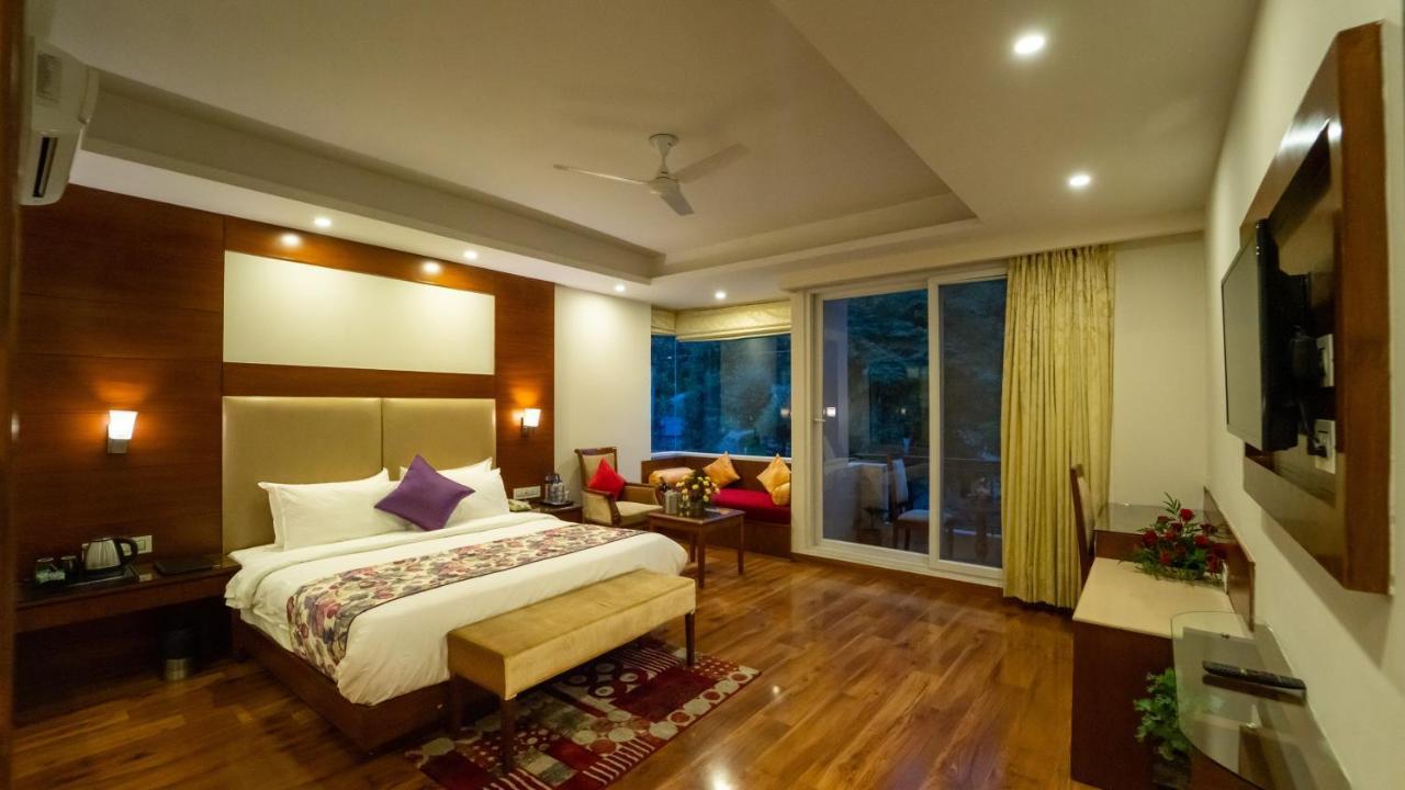 The Allure Grand - A Riverside And सहारा Manali (Himachal Pradesh)