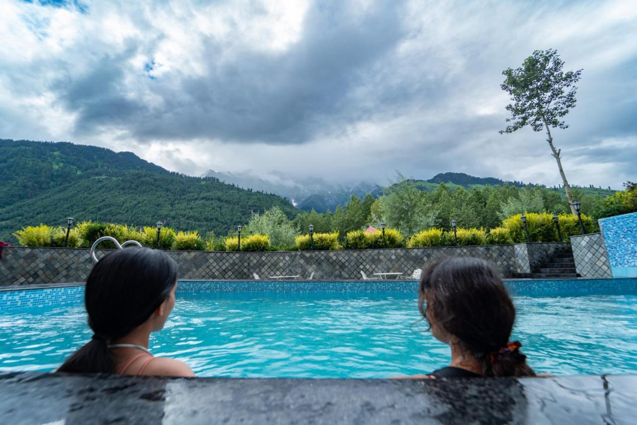 सहारा The Allure Grand - A Riverside And
