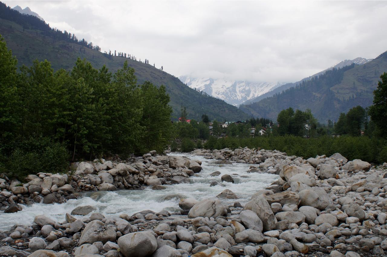 सहारा The Allure Grand - A Riverside And Manali (Himachal Pradesh)